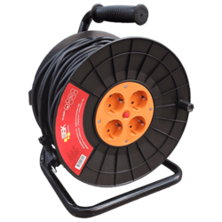 Pagarinātājs rullī Besk, 4 ligzdas, 50m, ar zemējumu, melna