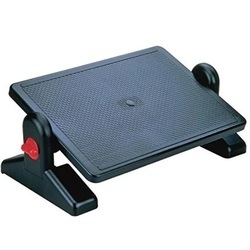 Kāju paliktnis Q-Connect, regulējams, melns