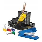 Darba galda piederumi