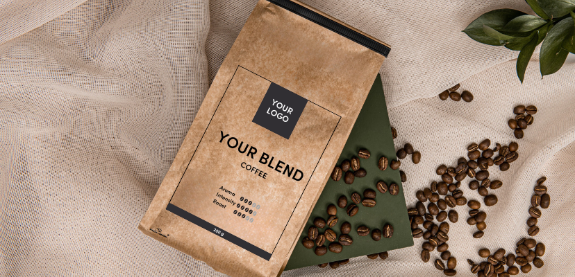 Saldumi un dzērieni ar logo 